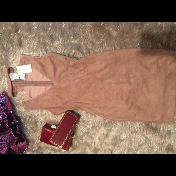 beautiful brand new dress - Picture 2 of 8